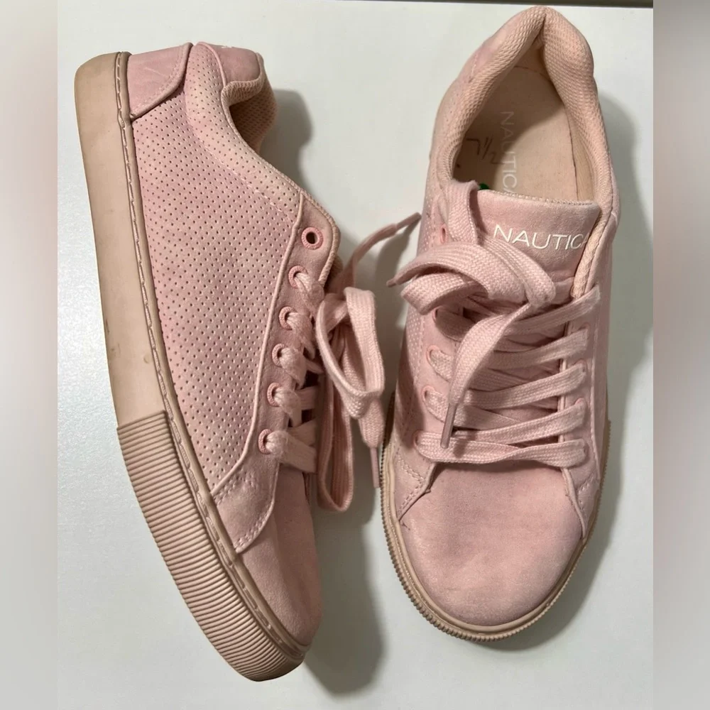 Nautica Sneakers